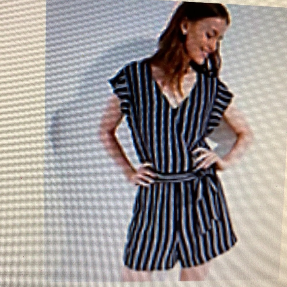 Striped Tie Waist Wrap Romper - Picture 5 of 5